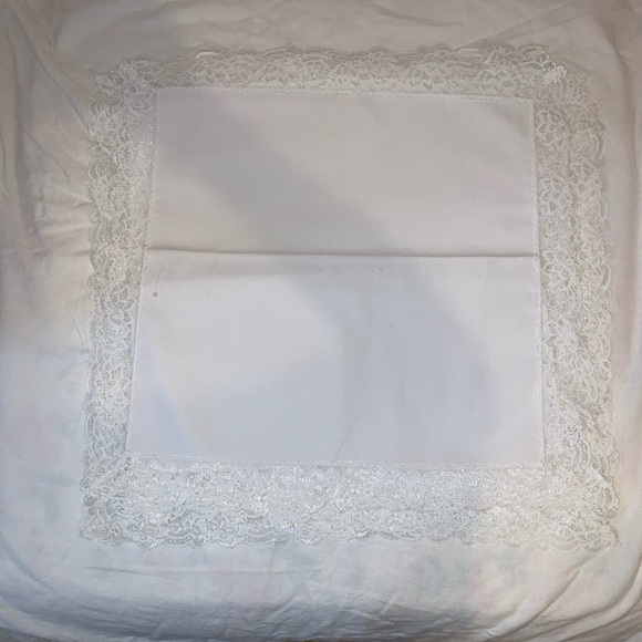 Placemats - Picture 1 of 2